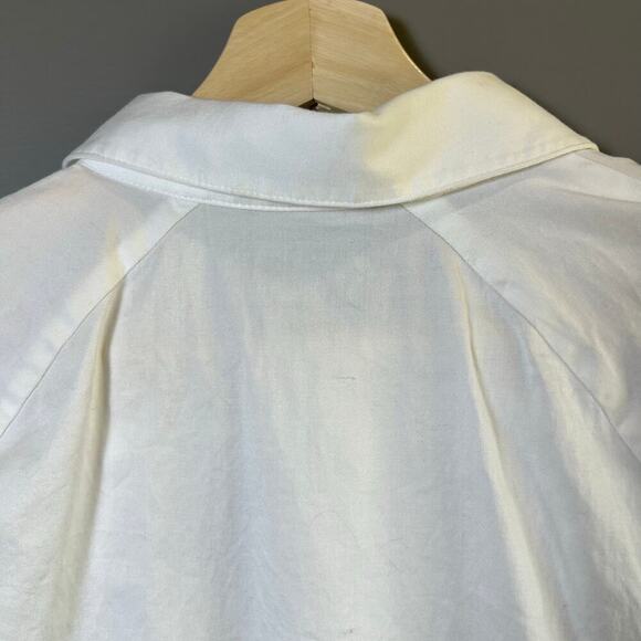 Anne Klein Short Sleeve White Blouse with ruching detail Size 12 - Picture 8 of 10